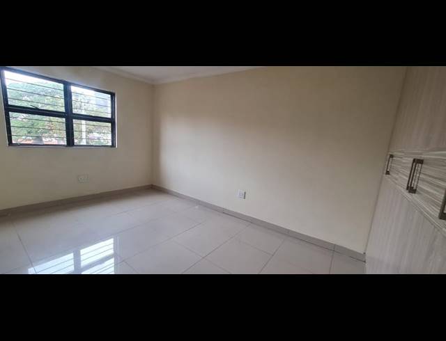 3 BEDROOM PROPERTY TO RENT IN ESSENWOOD